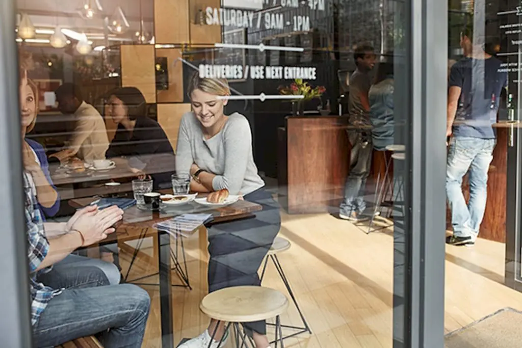 Benefits of commercial glass replacement