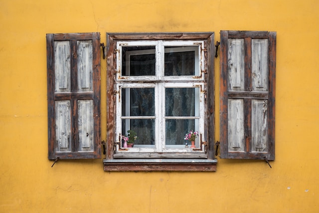 poorly maintained window